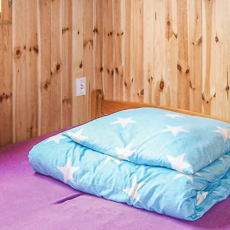 2 Bedroom Cozy In Holiday home Osieki (Koszalin)