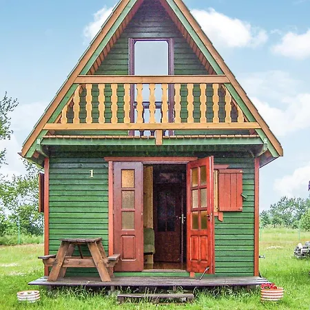 Сasa de vacaciones 2 Bedroom Cozy In *