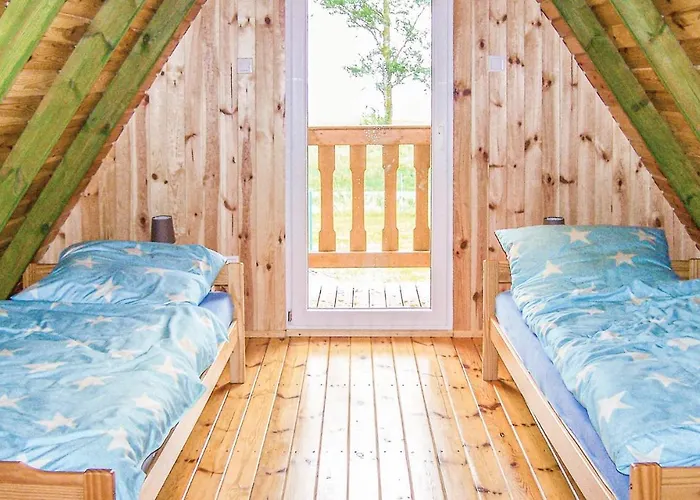 Σπίτι διακοπών 2 Bedroom Cozy In Osieki (Koszalin)