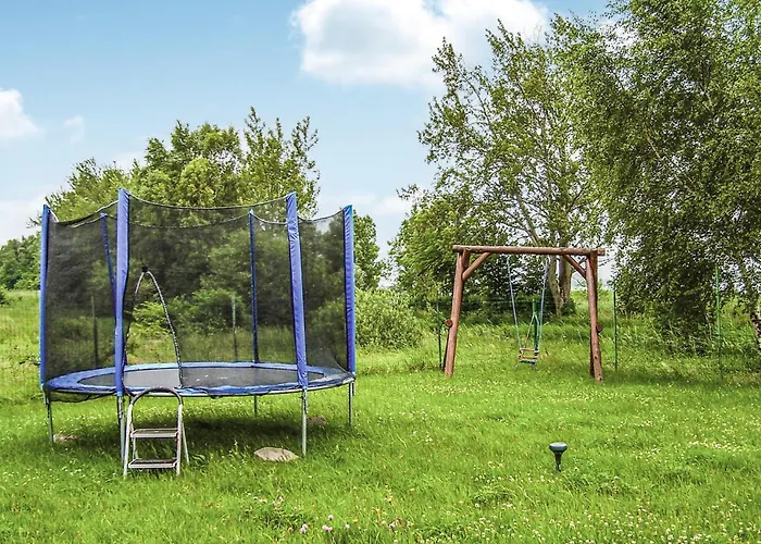 2 Bedroom Cozy In Σπίτι διακοπών Osieki (Koszalin)